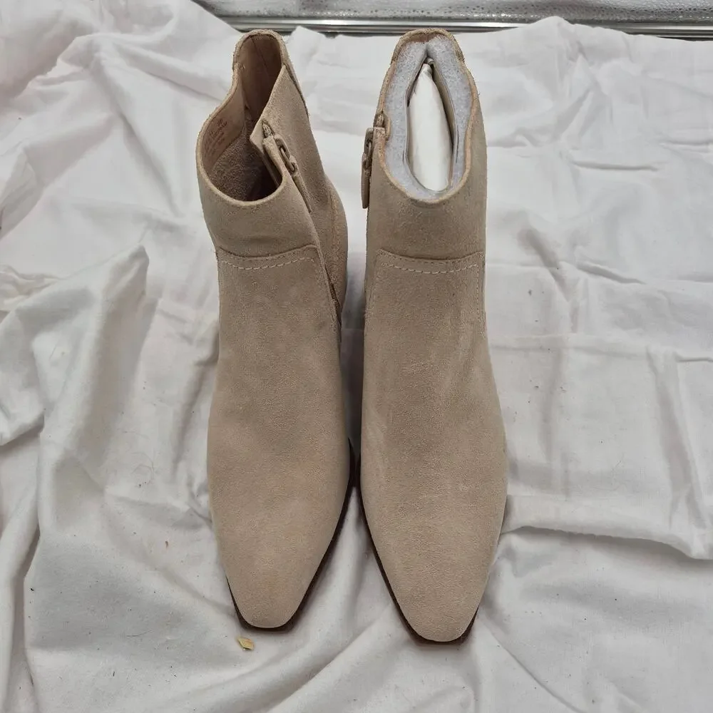 NEW Cole Haan Naia pointed-toe block heel booties light beige suede size 9B